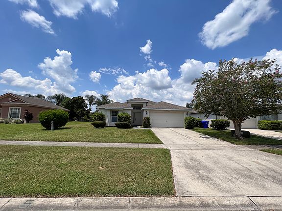 2nd image of 2916 White Cedar Cir