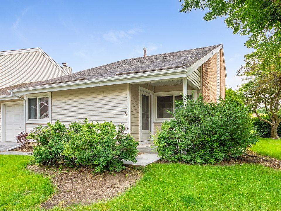 1st image of 1430 N Whispering Springs Cir