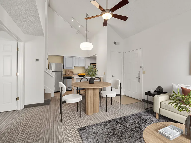 AVIA Lofts on Parkway — Photo 103