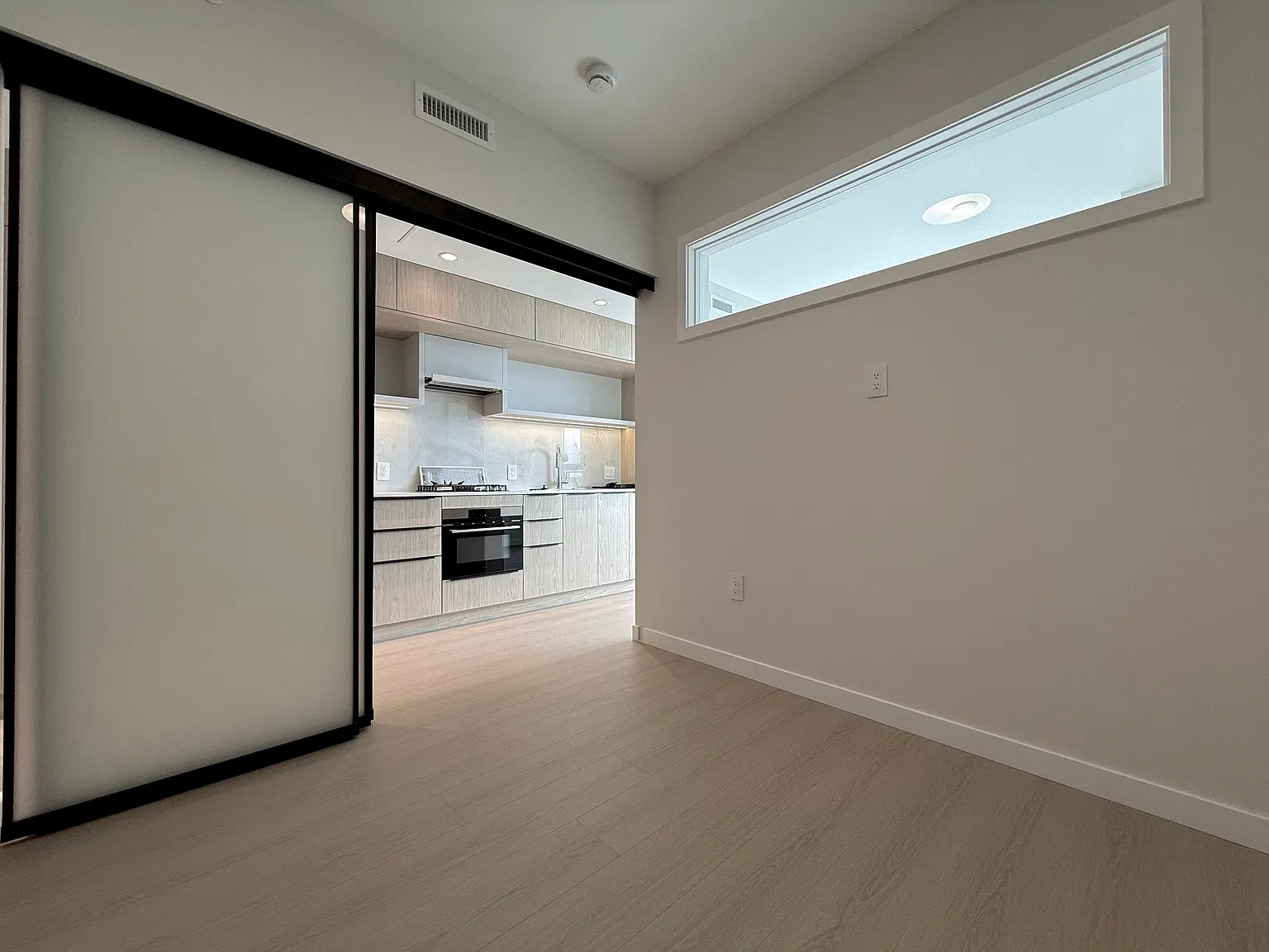 1 bed, 393 sqft, $1,875 — Photo 3