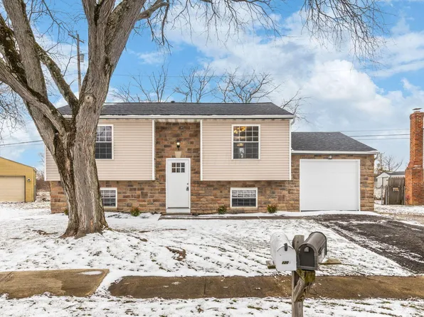 1213 Elm Park Cir, Galloway, OH 43119