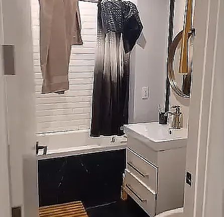 4th image of 379 Sumpter St #1F