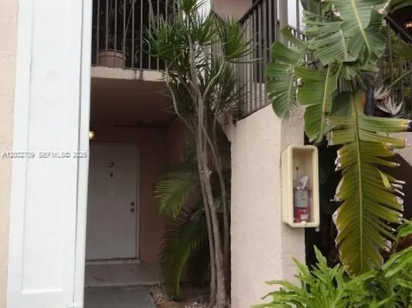 1190 Washington Cir #1190J, Homestead, FL 33034