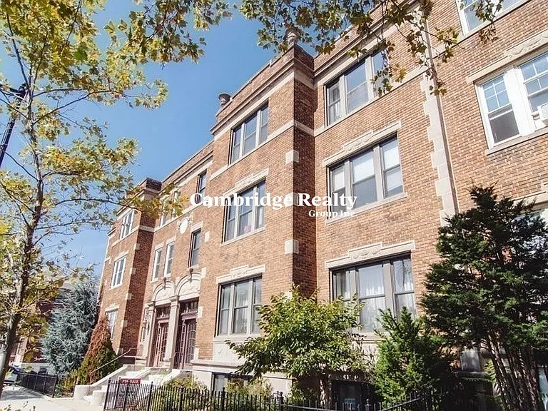 2021 Commonwealth Ave #T — Photo 14
