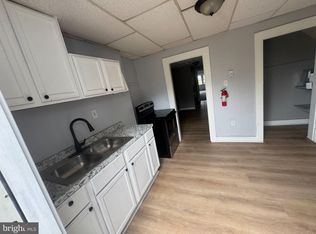 621 Madison Ave APT 3, Scranton, PA 18510