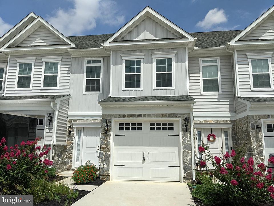 1st image of 419 Sitka Spruce Ln