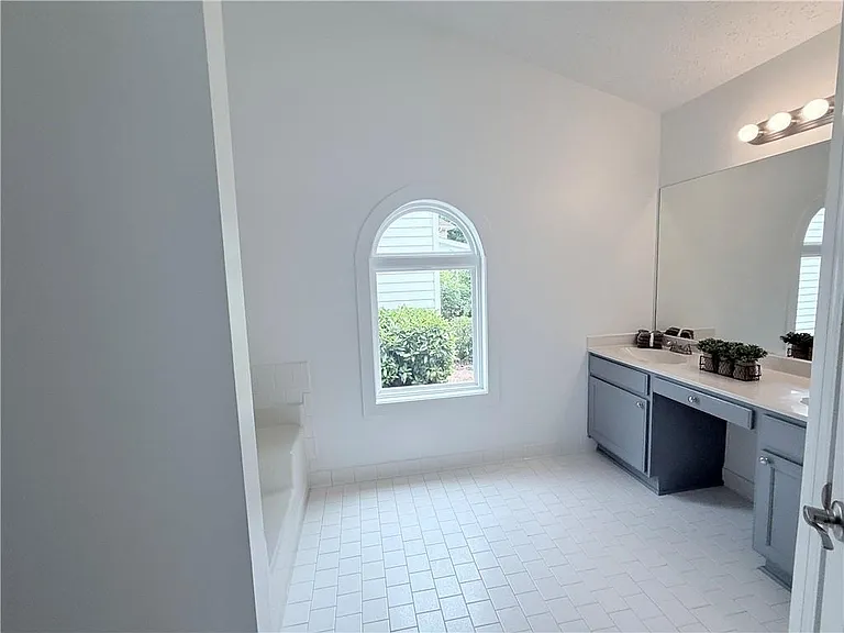 3095 Haverhill Rowe — Photo 16