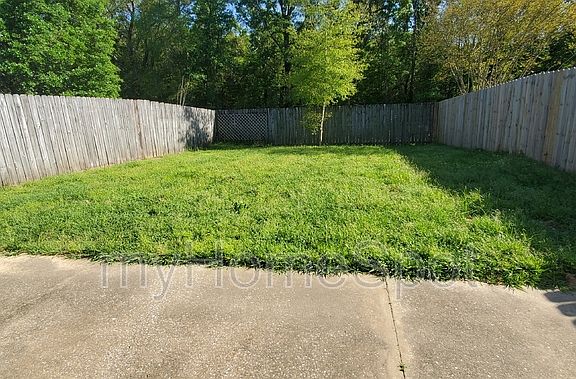 3rd image of 2520 Trailwood Dr