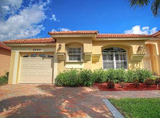 2084 Bonisle Cir, Riviera Beach, FL 33418