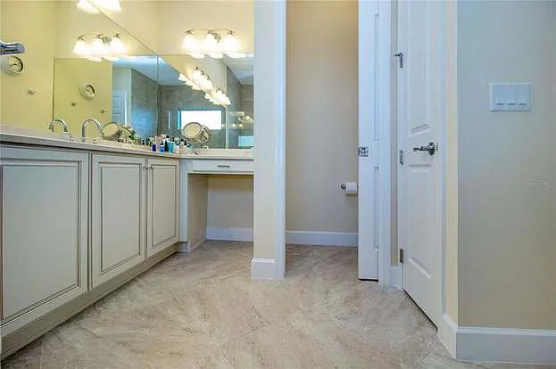 416 Castle Pines Ln — Photo 53