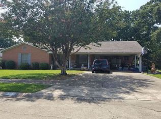 5101 Stratford Rd, North Little Rock, AR 72116