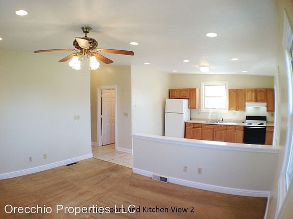 3rd image of 1351 Pennsylvania Ave #2