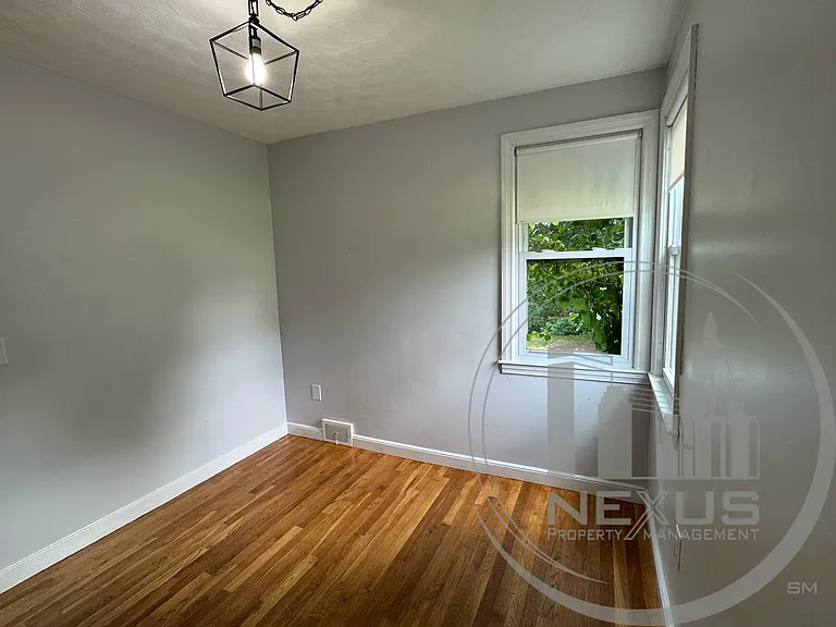 33 Northgate Rd — Photo 24
