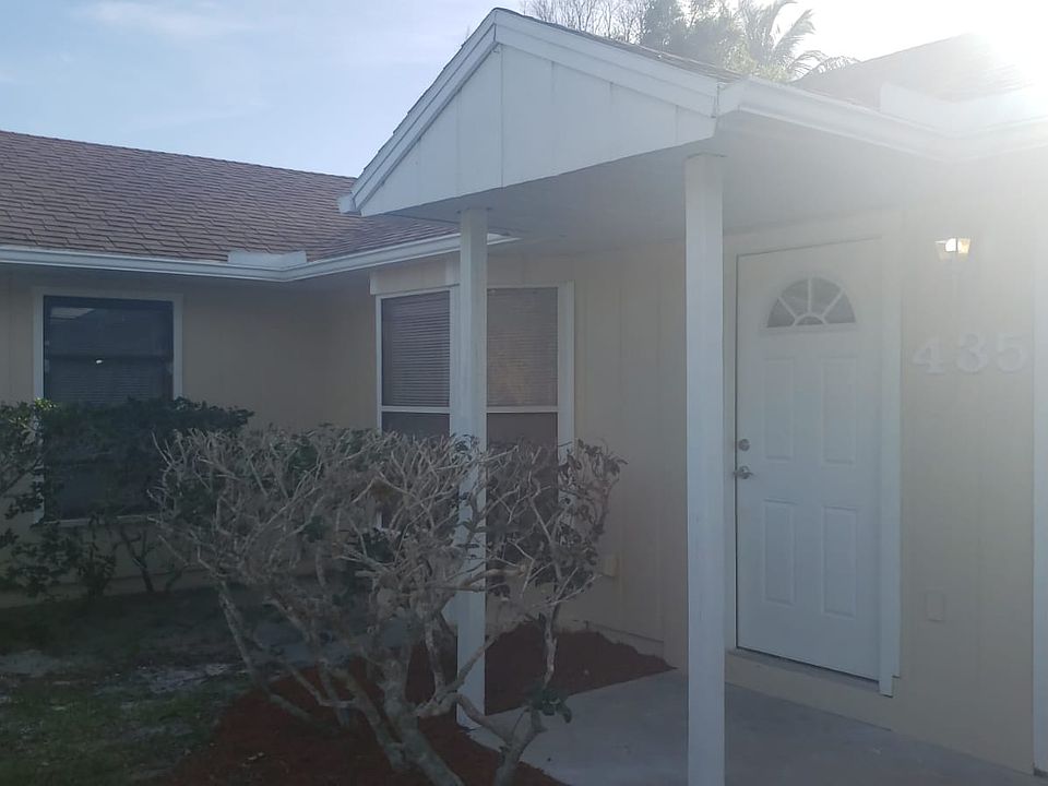 1st image of 435 27th Ave
