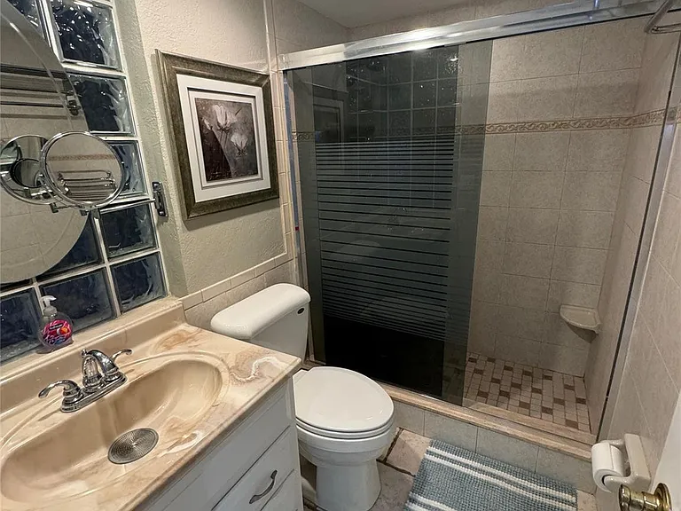 95 N Birch Rd #301 — Photo 10