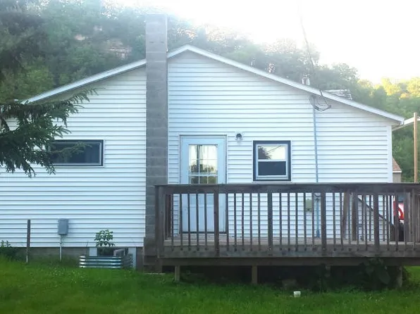 511 Walton St, Millville, MN 55957