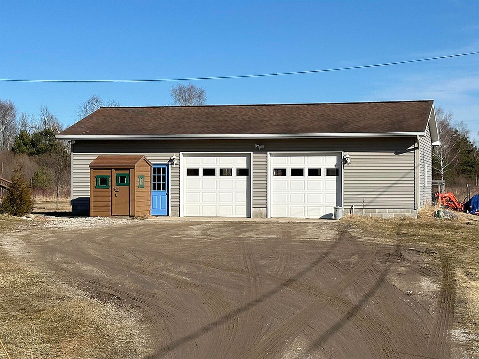536 N Dennis Rd, Ludington, MI 49431 Zillow