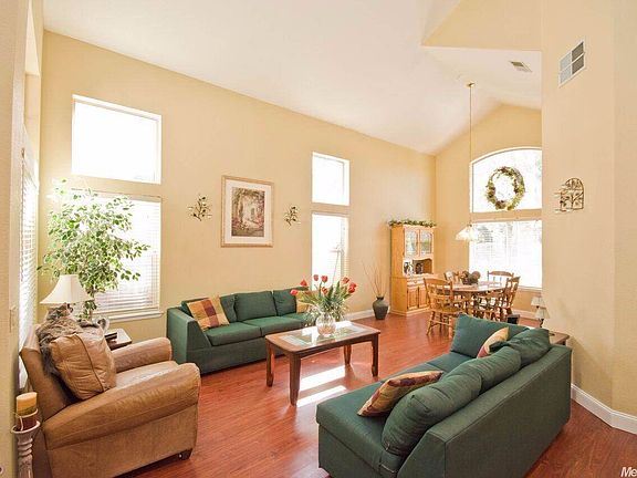 3rd image of 9268 Palmerson Dr
