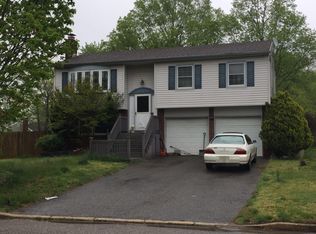 47 Sylvan Lake Blvd, Bayville, NJ 08721