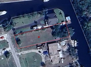 209 S Canal St, Ruskin, FL 33570