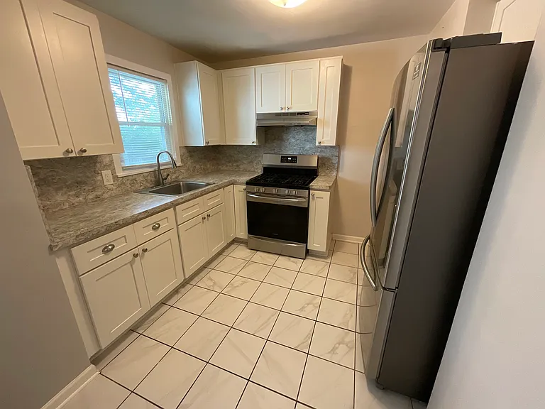 3709 Woodridge Rd — Photo 8