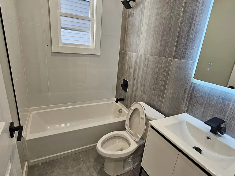 101 Fabyan Pl #1 — Photo 20