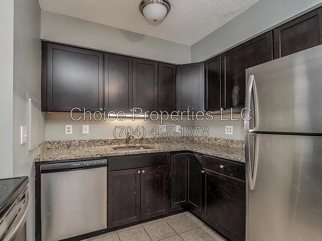1 bed, 1.0 bath, 650 sqft, $1,025 — Photo 4