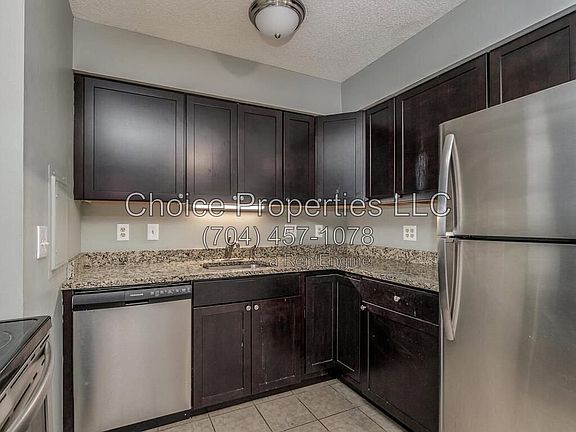 4th image of 406 W 9th St APT 102