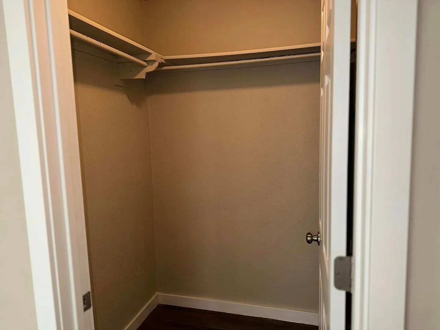 Residences at Lakeshore — Photo 2