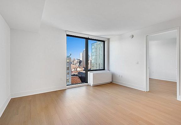 3rd image of 662 Pacific St #27F