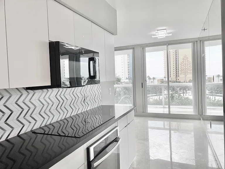 16400 Collins Ave #542 — Photo 23