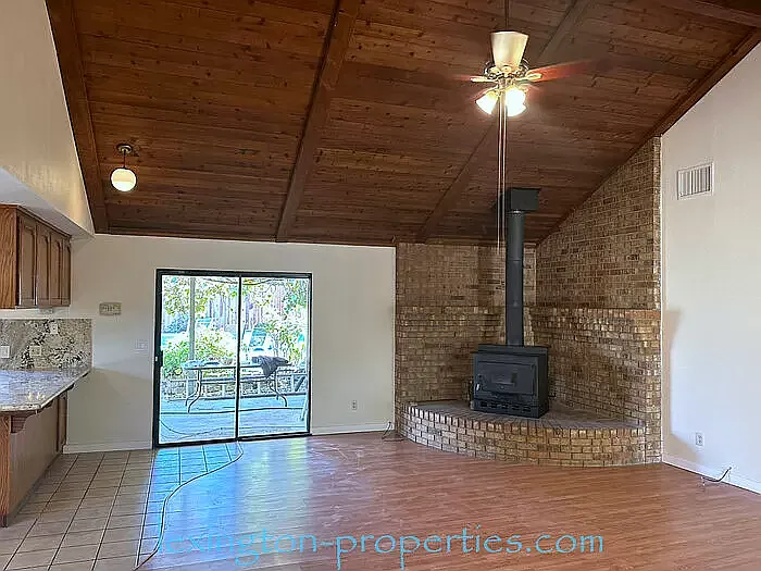 7024 Allenwood Ct — Photo 6