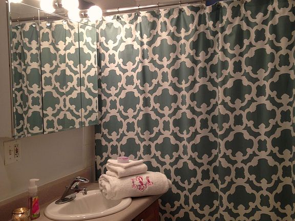 5th image of 2450 N Southport Ave #202MF