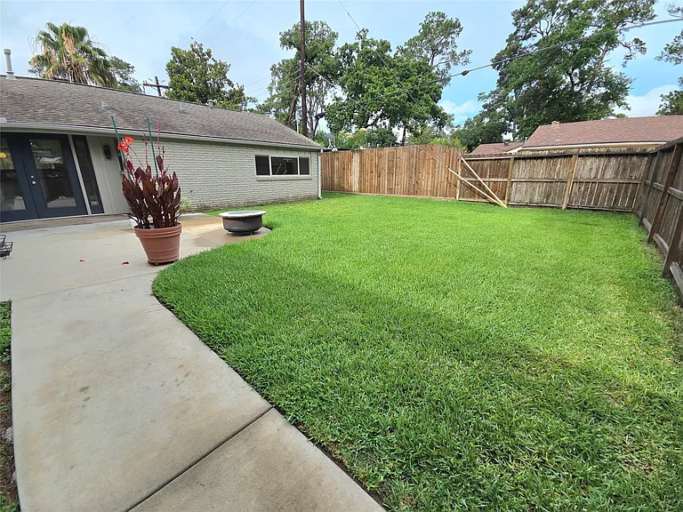1763 Maux Dr — Photo 31