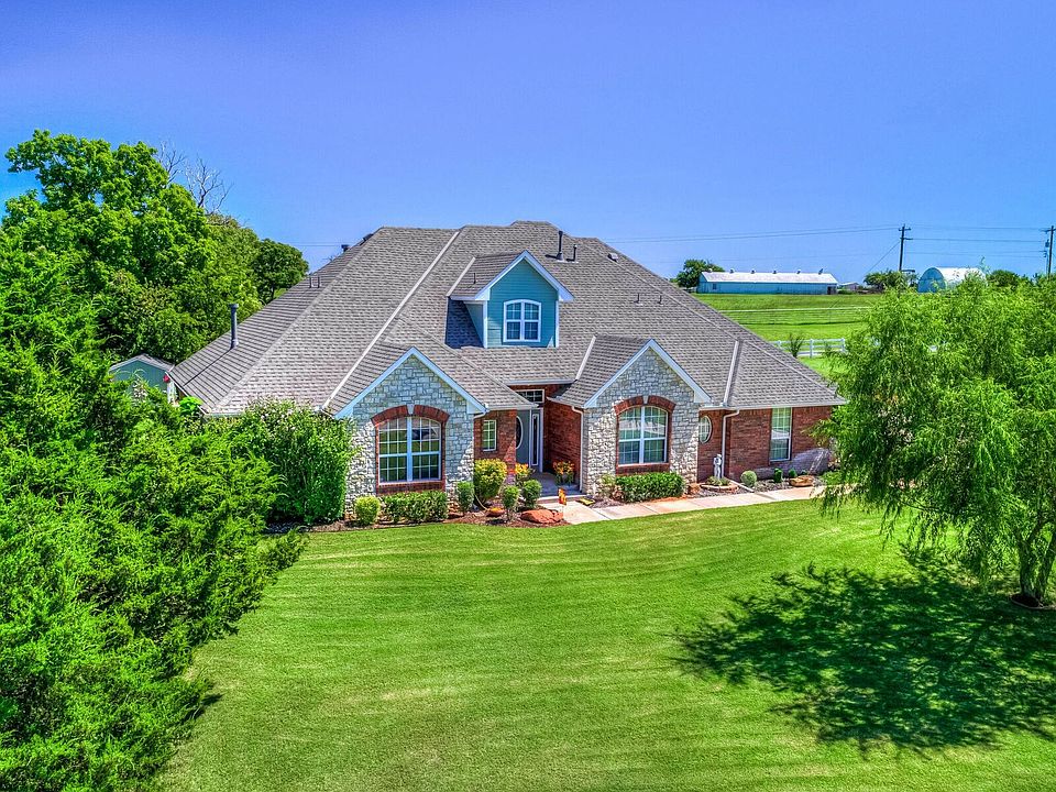 1st image of 10512 Crystal Creek Dr