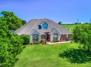 10512 Crystal Creek Dr, Mustang, OK 73064