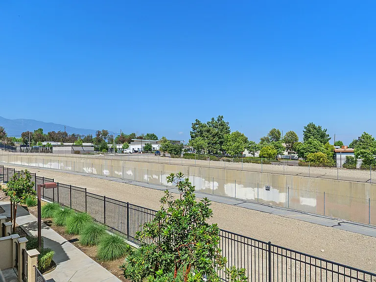 8011 City View Pl — Photo 25
