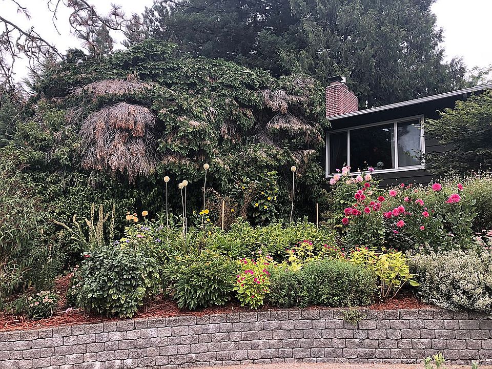 2nd image of 8314 SW 43rd Ave