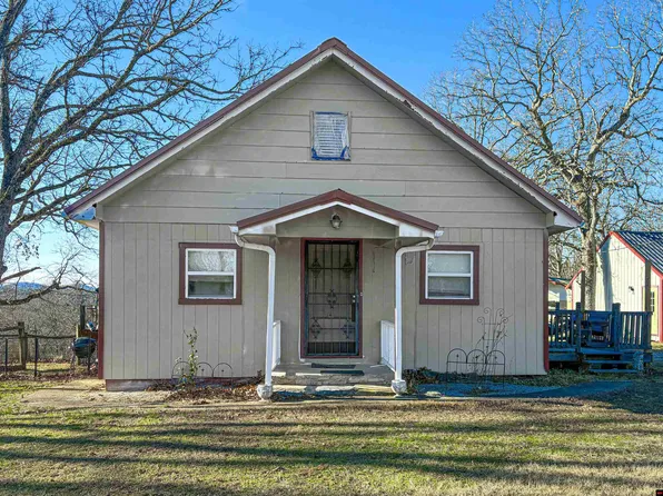 1835 W Lowery Rd, Lead Hill, AR 72644