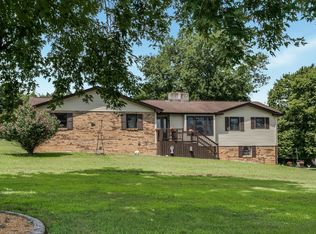 416 Harsh Ln, Castalian Springs, TN 37031