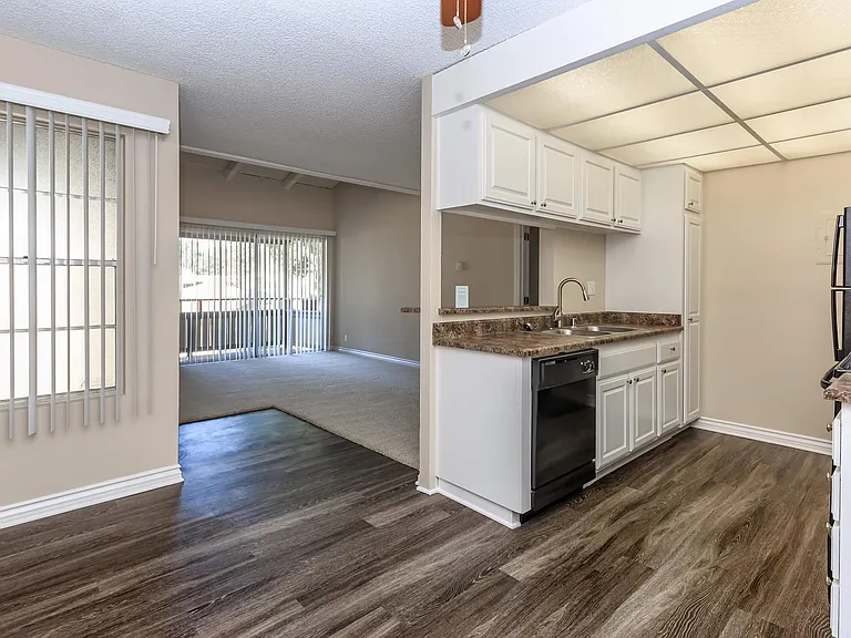 Birchwood Village Apartment Homes — Photo 36