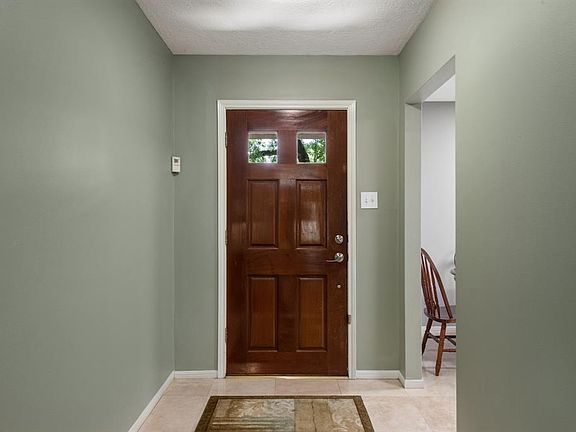 4th image of 9538 Cane Creek Dr