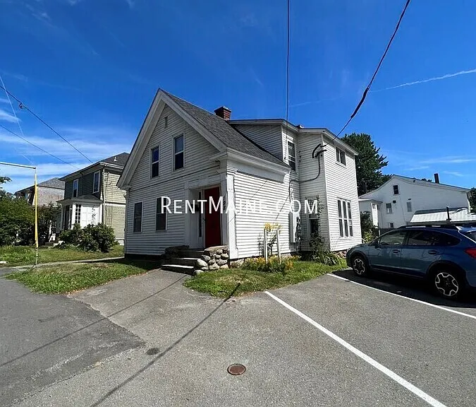 198 Center St #1 — Photo 8