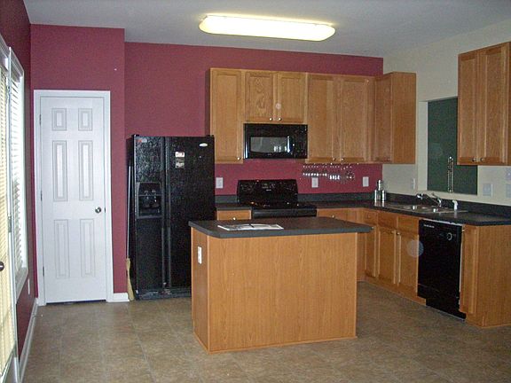 4th image of 3902 Pepperbush Dr