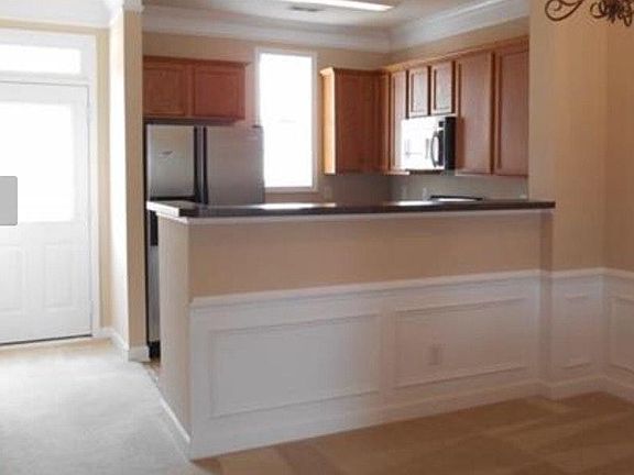 3rd image of 141 Quarter Ln
