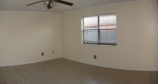 5th image of 406 Carly Dr