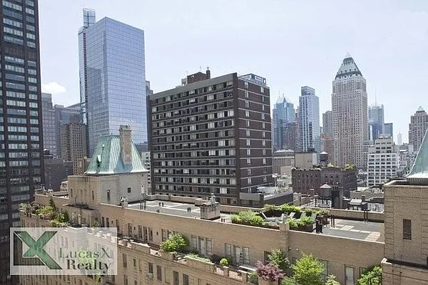 Rented by Lucas X Realty LLC | media 7