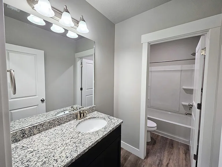 7996 N Bristlecone Rd #B — Photo 8
