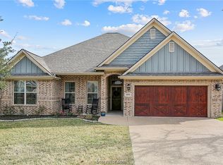 4064 Crestmont Dr, College Station, TX 77845