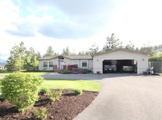 6125 N Campbell Rd, Otis Orchards, WA 99027